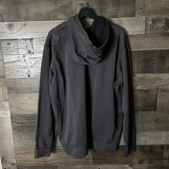 SOLD Carhartt Logo Hoodie XL - Picture 2 of 3